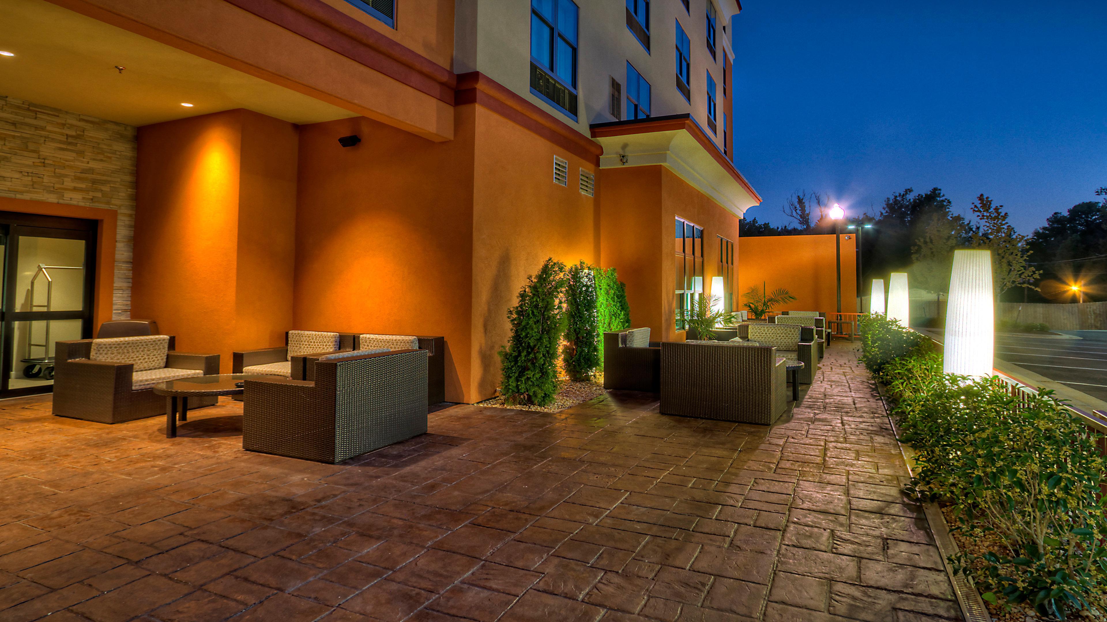 Holiday Inn & Suites Tupelo North By Ihg Экстерьер фото